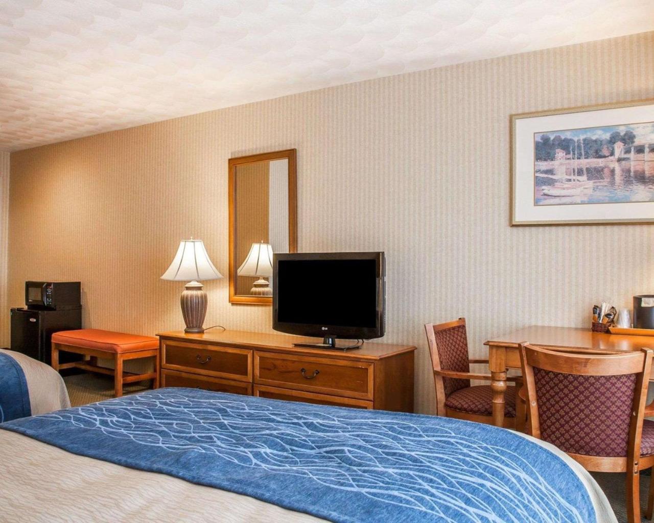 Comfort Inn At Newport Beach Middletown Exterior foto